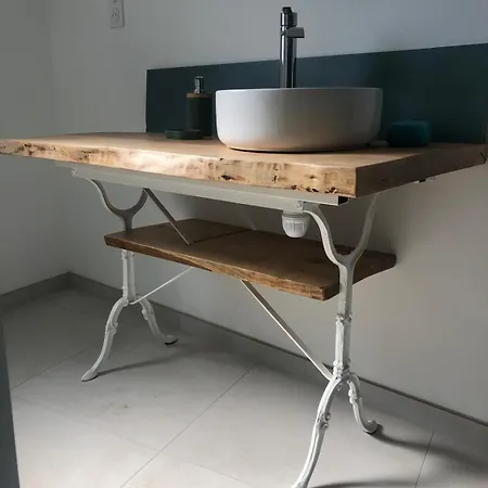Maison Familiale A La Campagne